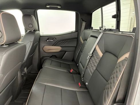 Used 2026 GMC Canyon Denali AWD/4WD image 18