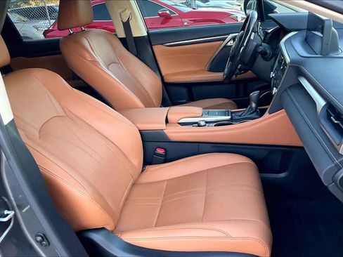 Certified 2022 Lexus RX 350 FWD w/ Luxury Package image 7