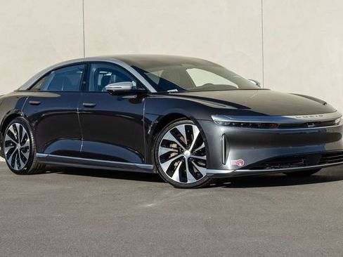 Used 2023 Lucid Air Grand Touring image 17