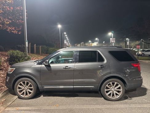 Used 2016 Ford Explorer Limited w/ Equipment Group 301A image 1