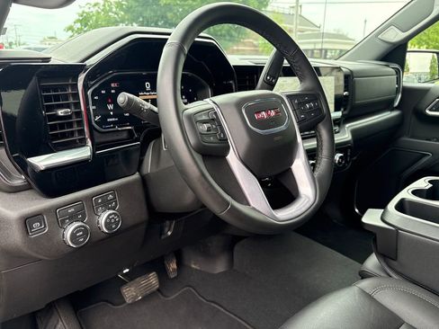 Certified 2026 GMC Sierra 1500 SLT AWD/4WD image 13