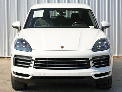Used 2020 Porsche Cayenne image 48