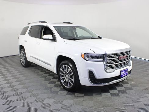 Used 2023 GMC Acadia Denali w/ Denali Ultimate Package FWD image 31