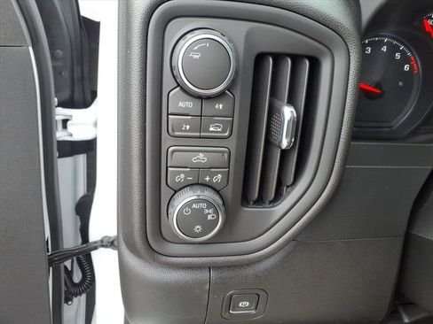 New 2026 Chevrolet Silverado 1500 Custom image 23