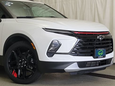 Certified 2023 Chevrolet Blazer LT w/ Sound & Technology Package image 5