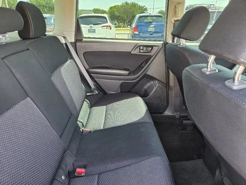 Used 2016 Subaru Forester 2.5i Premium w/ All-Weather Package AWD/4WD image 20