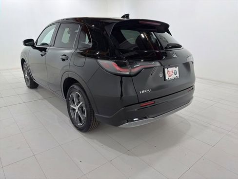 Used 2025 Honda HR-V EX-L image 3