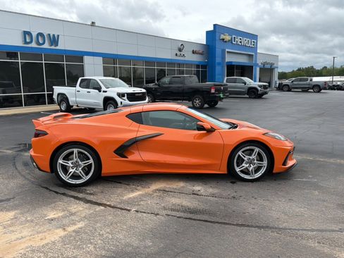 Used 2022 Chevrolet Corvette Stingray Preferred Cpe w/ Z51 Performance Package image 2