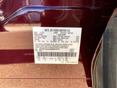 Certified 2022 Ford Edge Titanium image 36