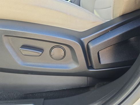 Used 2019 Ford Ranger XLT w/ Equipment Group 302A Luxury image 15