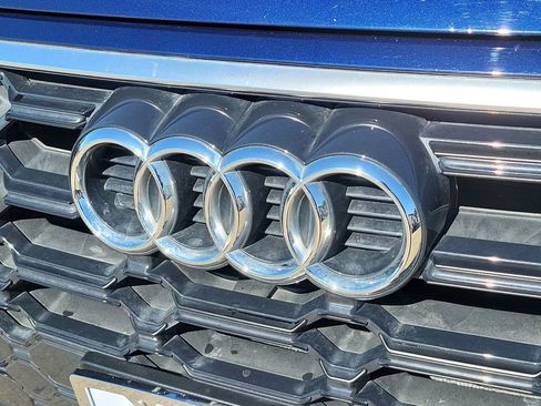 Used 2022 Audi Q5 2.0T Premium w/ Convenience Package image 30