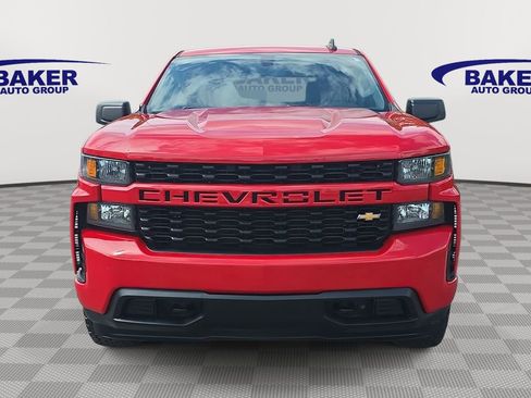Used 2019 Chevrolet Silverado 1500 Custom w/ Custom Value Package AWD/4WD image 8