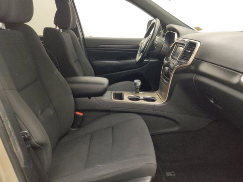 Used 2014 Jeep Grand Cherokee Laredo w/ Quick Order Package 23E RWD image 21