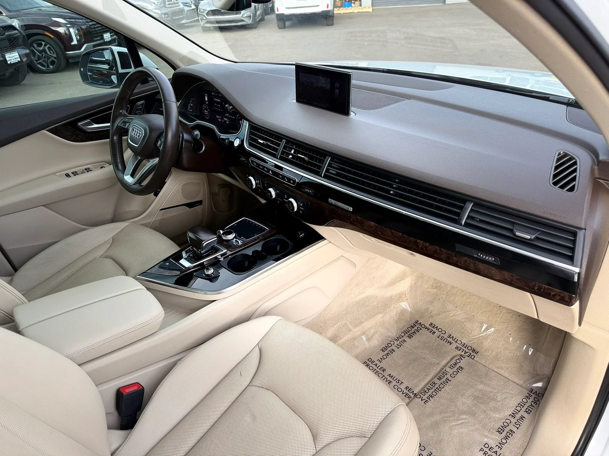Used 2018 Audi Q7 3.0T Premium Plus w/ Premium Plus Package AWD/4WD image 24