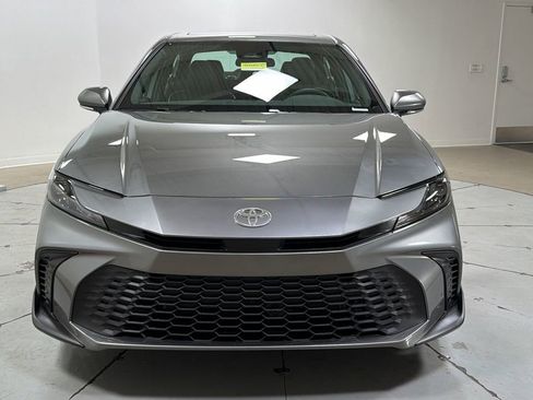 New 2026 Toyota Camry SE image 2