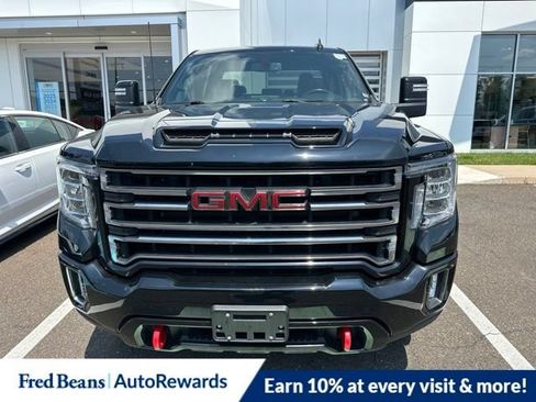 Used 2023 GMC Sierra 2500 AT4 AWD/4WD image 2