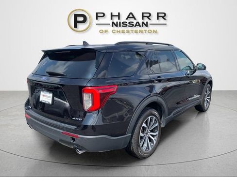 Used 2023 Ford Explorer ST-Line AWD/4WD image 5