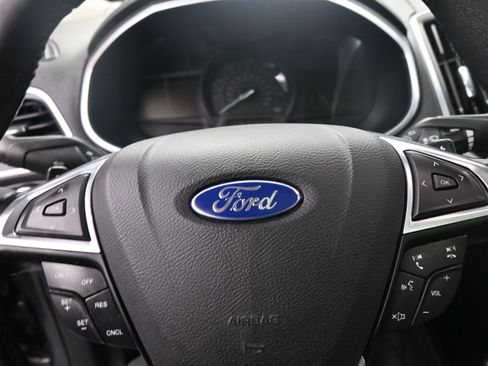 Used 2016 Ford Edge Titanium w/ Equipment Group 301A image 17