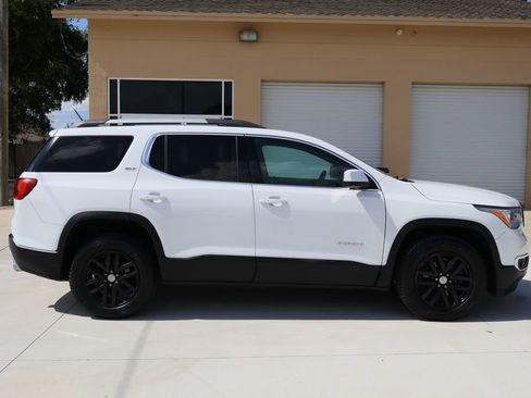 Used 2018 GMC Acadia SLT AWD/4WD image 10