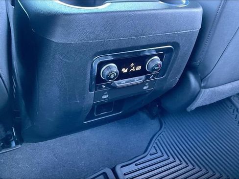 Used 2022 Chevrolet Tahoe LT w/ LT Signature Plus Package image 34