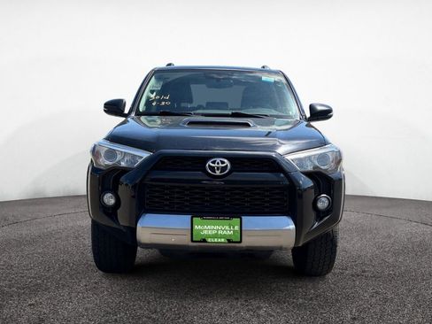 Used 2018 Toyota 4Runner TRD Off-Road Premium AWD/4WD image 8