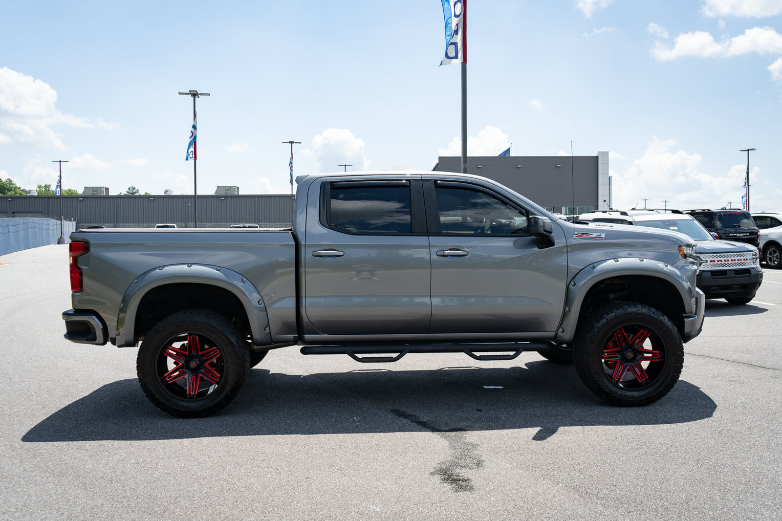 Used 2021 Chevrolet Silverado 1500 RST AWD/4WD image 11