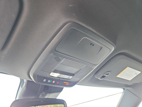 Used 2025 Buick Enclave Preferred FWD image 28