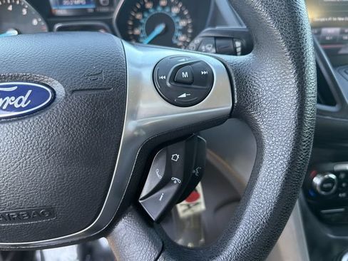 Used 2014 Ford Escape SE w/ Equipment Group 201A FWD image 25