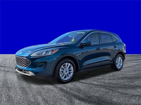 Certified 2020 Ford Escape SE image 8