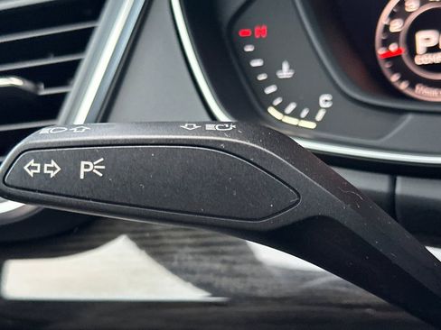 Used 2019 Audi Q5 2.0T Premium Plus w/ Premium Plus Package image 33