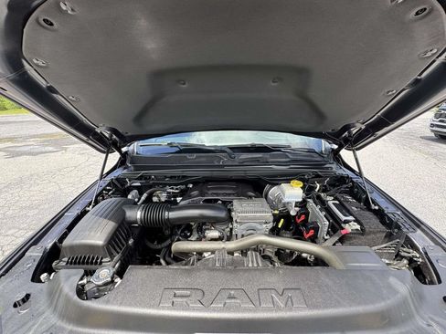 Used 2021 RAM 1500 Laramie w/ Sport Appearance Package AWD/4WD image 12