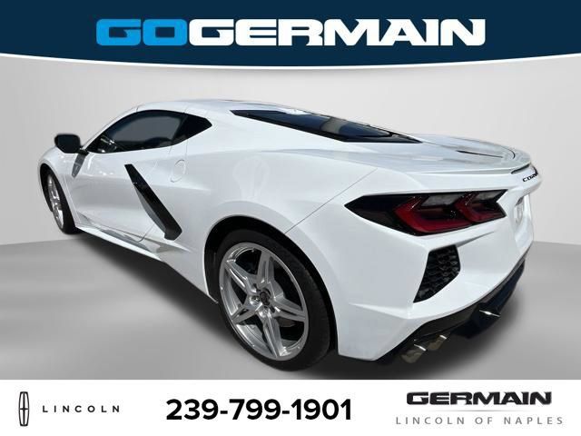 Used 2025 Chevrolet Corvette Stingray Premium Cpe w/ 3LT RWD image 5
