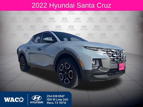 Used 2022 Hyundai Santa Cruz SEL image 2