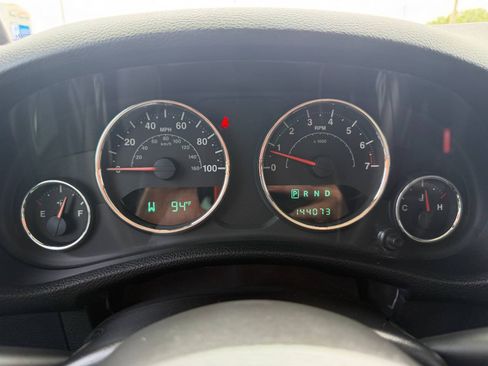 Used 2012 Jeep Wrangler Sahara AWD/4WD image 19