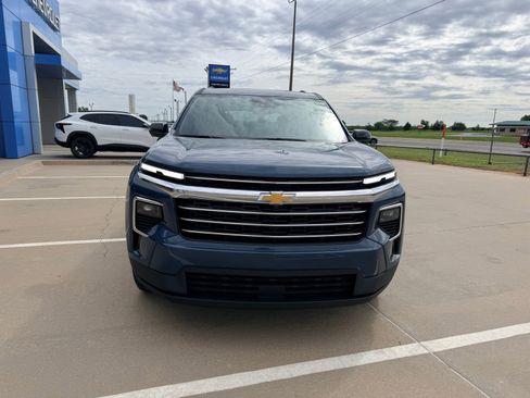 New 2026 Chevrolet Traverse LT FWD image 7