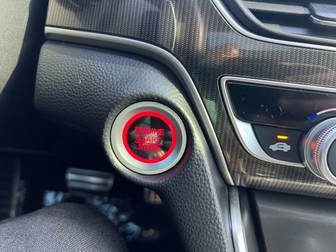 Used 2018 Honda Accord Sport image 32