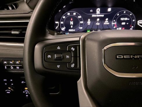 Used 2023 GMC Yukon Denali w/ LPO, Floor Liner Package AWD/4WD image 17