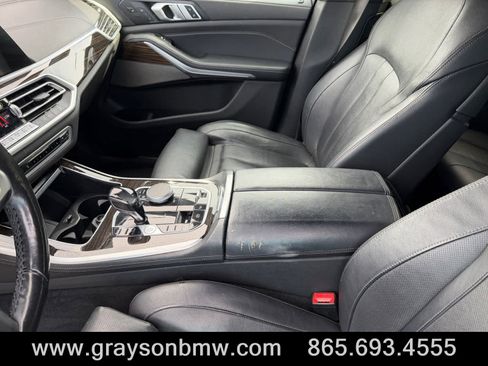 Used 2021 BMW X5 xDrive40i w/ M Sport Package AWD/4WD image 12
