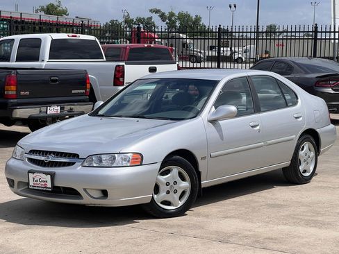 Used 2001 Nissan Altima GXE image 60