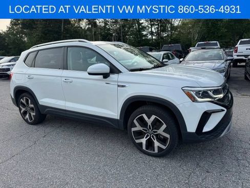 Certified 2023 Volkswagen Taos SEL AWD/4WD image 3