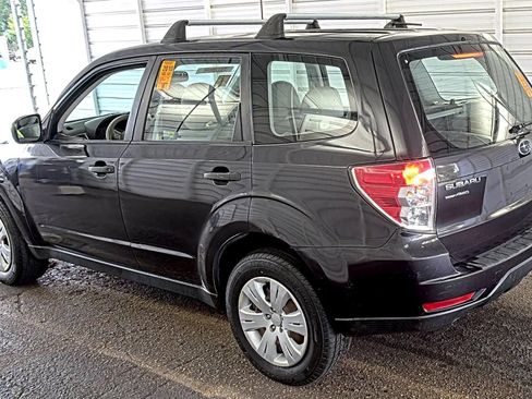 Used 2010 Subaru Forester 2.5X image 2