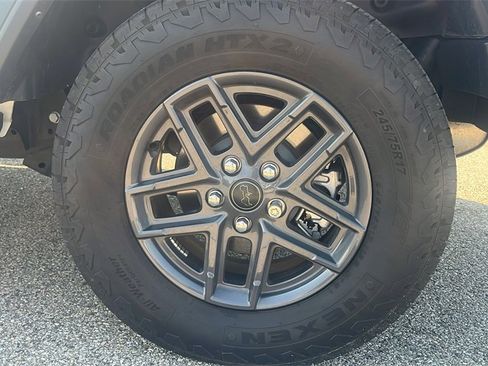 Used 2024 Jeep Wrangler Sport S image 33