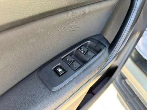 Used 2022 Ford Ranger XLT w/ Equipment Group 302A High image 19