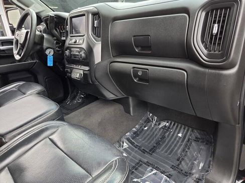 Used 2020 Chevrolet Silverado 2500 Custom w/ Custom Value Package AWD/4WD image 18