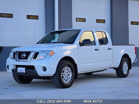 Used 2020 Nissan Frontier SV image 4
