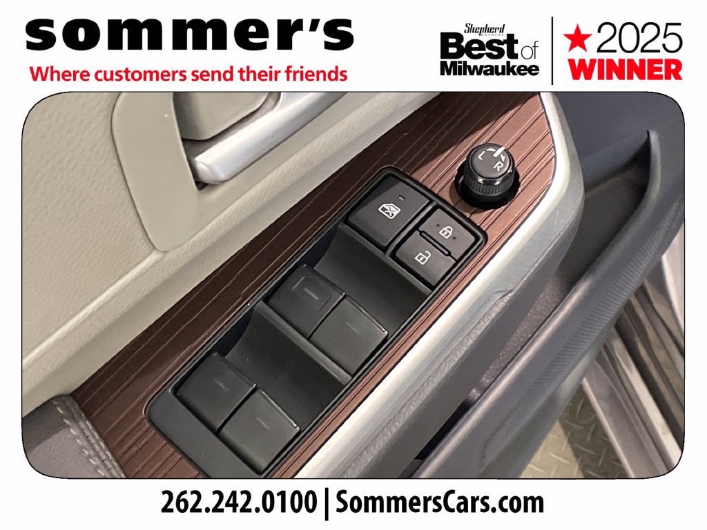 Used 2022 Toyota Sienna XLE FWD image 11