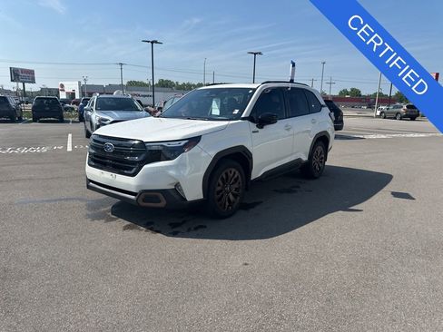 Used 2025 Subaru Forester Sport AWD/4WD image 3