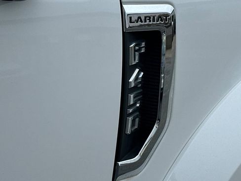 Certified 2020 Ford F450 Lariat w/ Lariat Ultimate Package AWD/4WD image 27