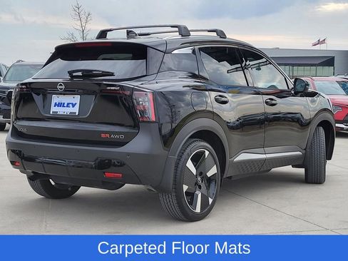 Used 2025 Nissan Kicks SR image 4