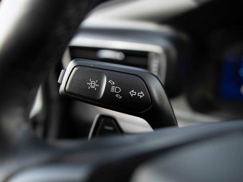 Used 2020 Ford Explorer Platinum w/ Premium Technology Package image 6